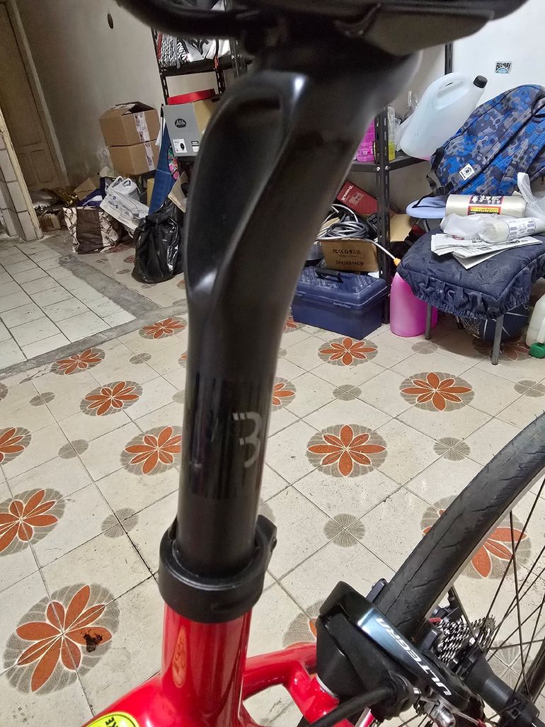 Used Focus IZALCO RACE 9.8 2019 2019 Road & Gravel, Red — image 6 of 21
