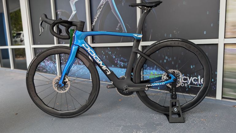 Used Pinarello DOGMA F SRAM RED ETAP AXS 2025 2025 Road & Gravel, Blue — image 2 of 5