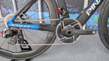 Used Pinarello DOGMA F SRAM RED ETAP AXS 2025 2025 Road & Gravel, Blue — image 3 of 5