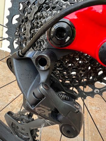 Used Specialized Turbo Levo 3 Comp Alloy 2023 2023 Mountainbike, Red, 29, 27.5 — image 6 of 9