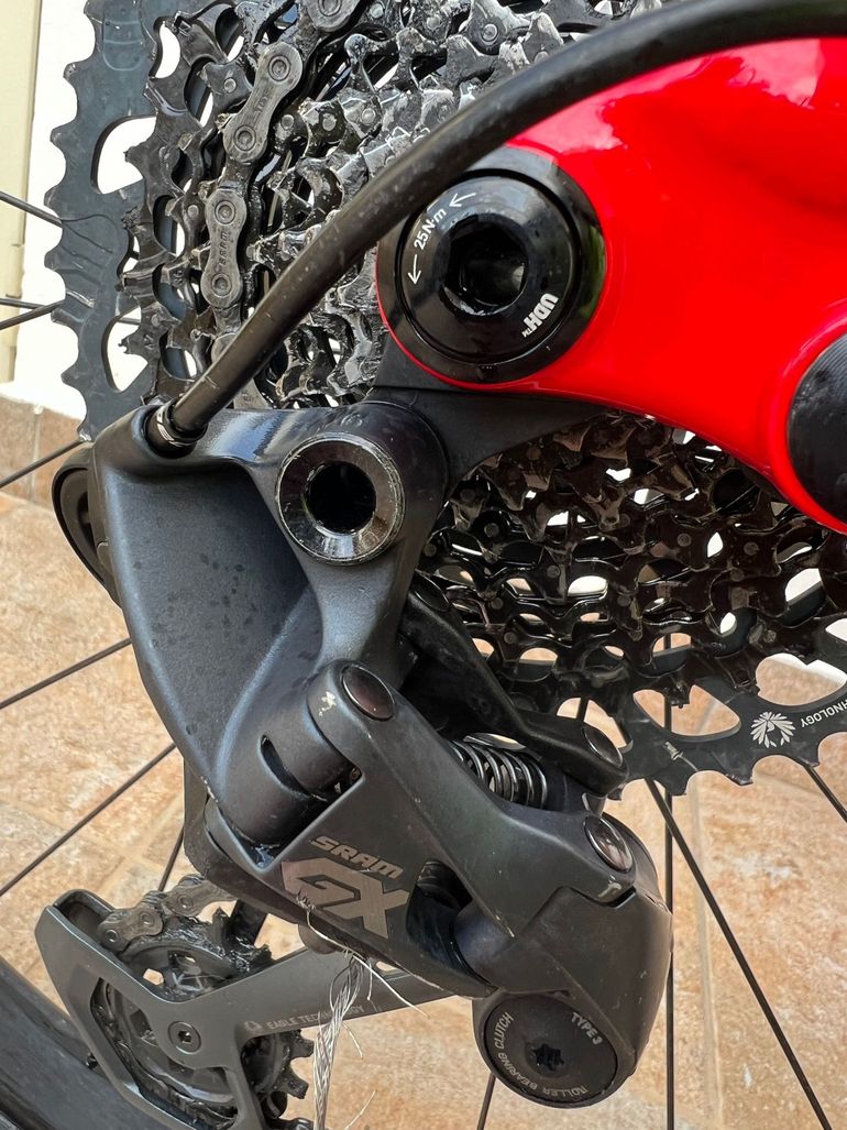 Used Specialized Turbo Levo 3 Comp Alloy 2023 2023 Mountainbike, Red, 29, 27.5 — image 6 of 9