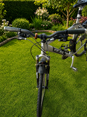 Gebrauchtes Ideal Custom Shimano Alivio 2016 Mountainbike, Hellgrau — Bild 3 von 3