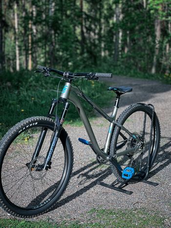 Tweedehands Kona Honzo DL 2026 2026 Mountainbike — afbeelding 3 van 6