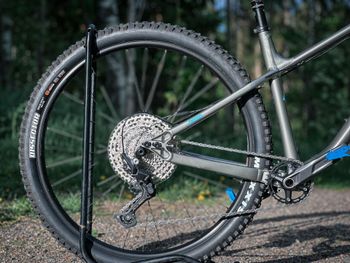 Tweedehands Kona Honzo DL 2026 2026 Mountainbike — afbeelding 2 van 6