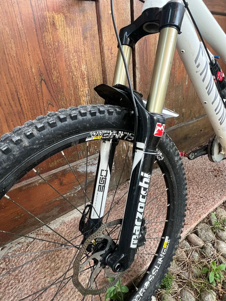 Used Canyon Torque Shimano Deore XT 2006 Mountainbike, White — image 4 of 5