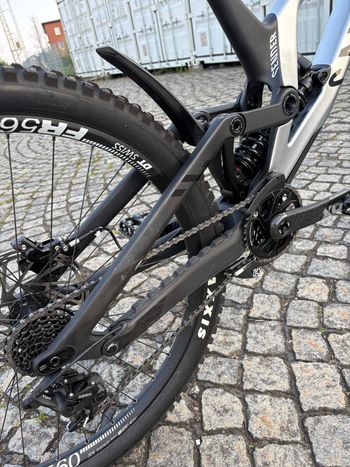 Used Canyon Sender CFR Mullet 2022 2022 Mountainbike, Black, 29, 27.5 — image 6 of 14