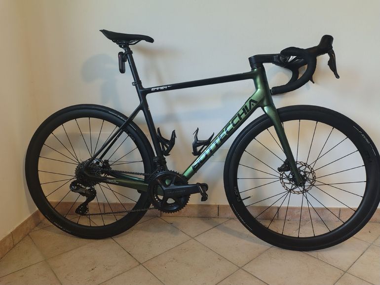 Used Bottecchia Emme Shimano Ultegra Di2 2023 Road & Gravel, Green — image 1 of 9