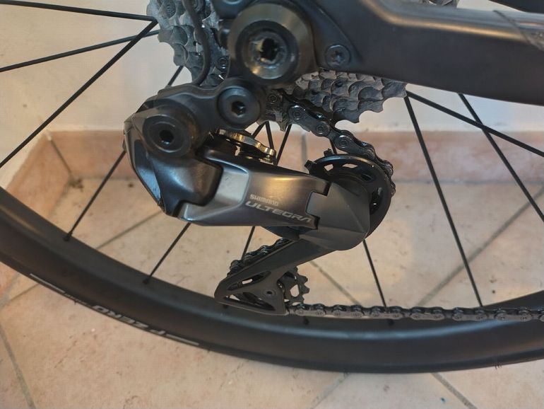 Used Bottecchia Emme Shimano Ultegra Di2 2023 Road & Gravel, Green — image 5 of 9
