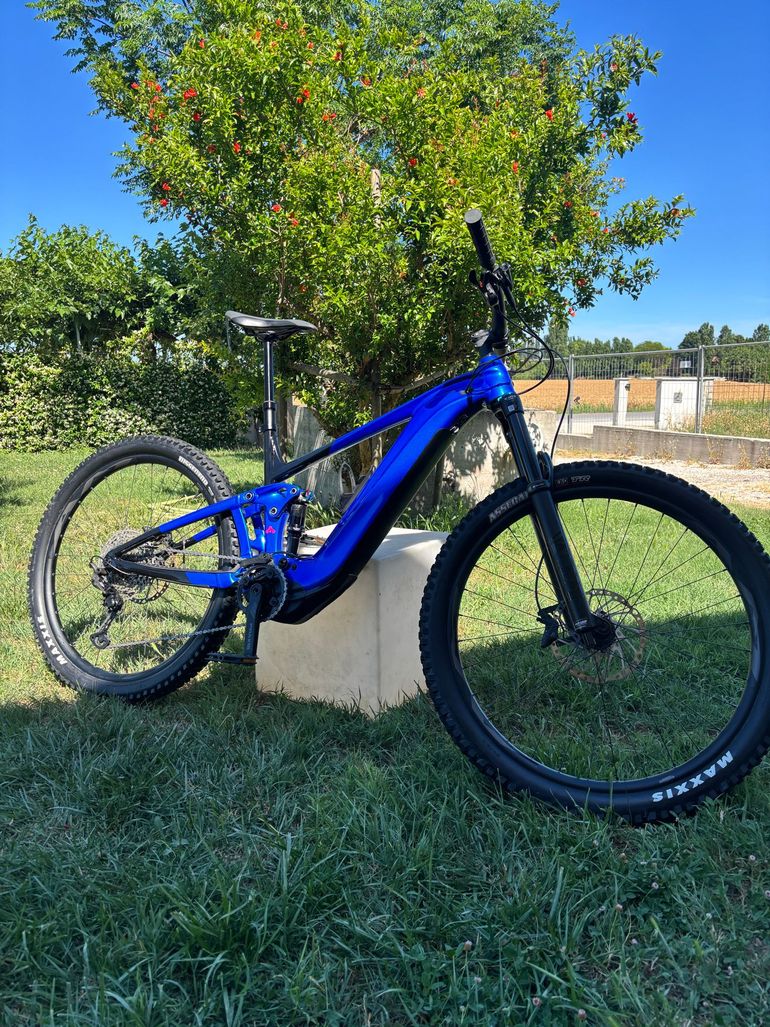 Used Giant Trance X E+ 2 Pro 29er 2022 2022 Mountainbike, Blue, 29 — image 1 of 3