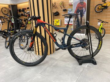 Gebrauchtes Orbea OIZ M10 2019 2019 Mountainbike, Blau, 27.5 — Bild 2 von 3