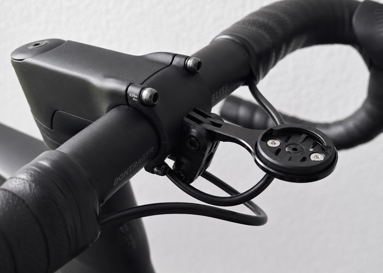 Used Trek Madone SL 6 AXS Gen 8 2025 2025 Road & Gravel, Black — image 7 of 8