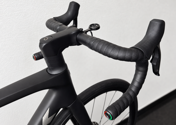 Used Trek Madone SL 6 AXS Gen 8 2025 2025 Road & Gravel, Black — image 6 of 8