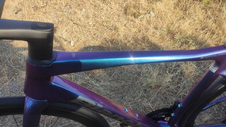 Used Bianchi Specialissima PRO Ultegra Di2 2025 2025 Road & Gravel, Purple — image 6 of 10