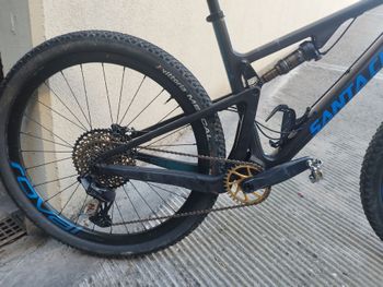Used Santa Cruz Blur SRAM GX Eagle 2023 Mountainbike, Black — image 3 of 6