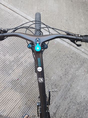 Used Santa Cruz Blur SRAM GX Eagle 2023 Mountainbike, Black — image 5 of 6