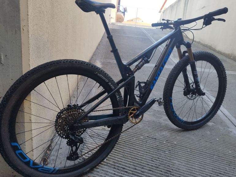Used Santa Cruz Blur SRAM GX Eagle 2023 Mountainbike, Black — image 2 of 6