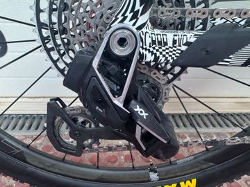 Used KTM Scarp Sram Eagle Transmission XX SL 2025 Mountainbike, White — image 3 of 10