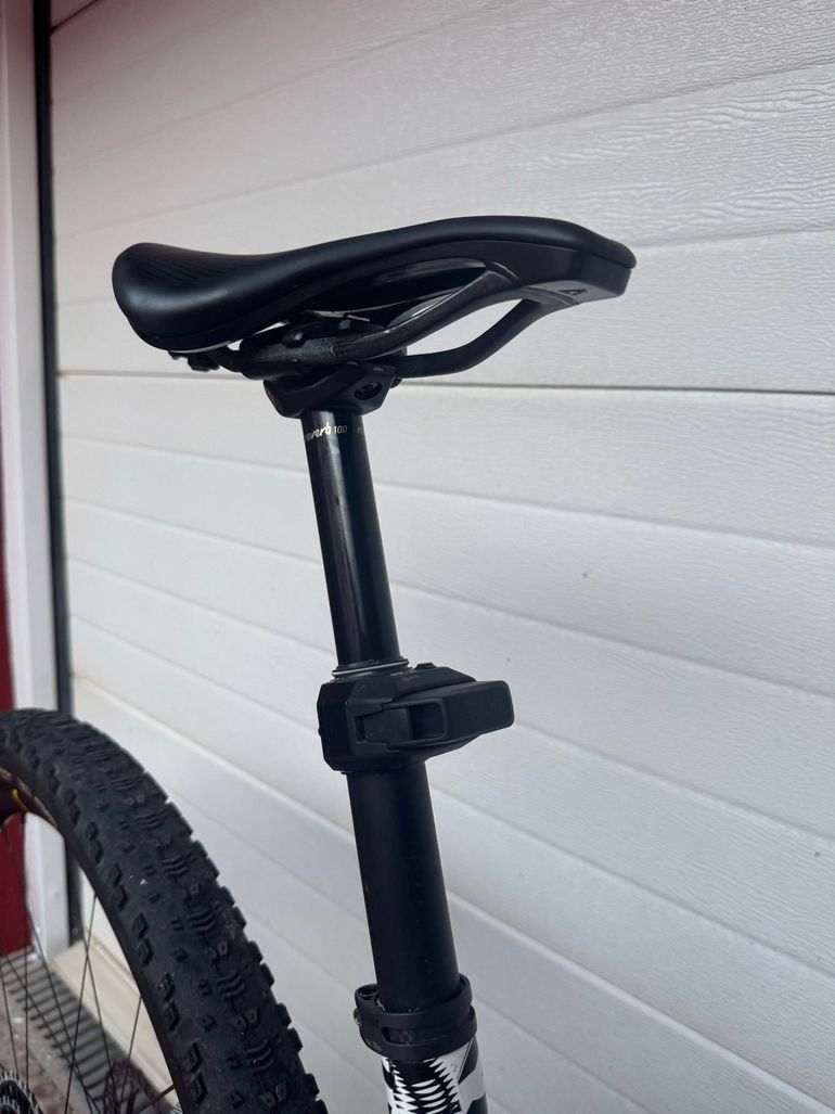 Used KTM Scarp Sram Eagle Transmission XX SL 2025 Mountainbike, White — image 8 of 10