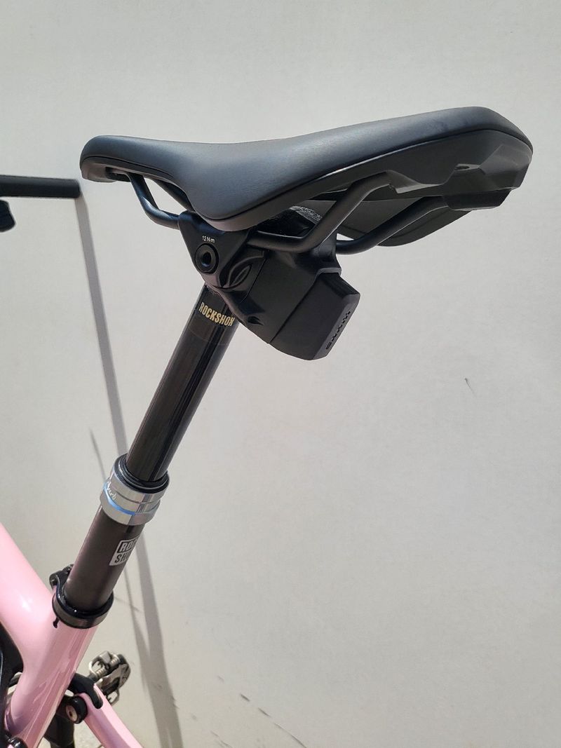 Used Specialized Epic Pro LTD 2024 2024 Mountainbike, White, 29 — image 4 of 13