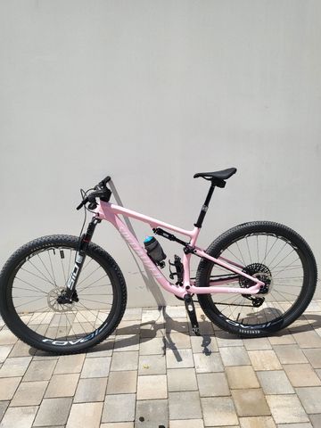 Used Specialized Epic Pro LTD 2024 2024 Mountainbike, White, 29 — image 2 of 13