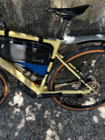 Used Focus ATLAS 8.8 2024 2024 Road & Gravel, Orange — image 5 of 14