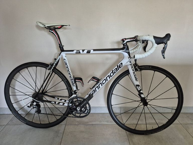Used Cannondale SuperSix EVO Shimano Dura Ace 2015 Road & Gravel, White — image 1 of 18