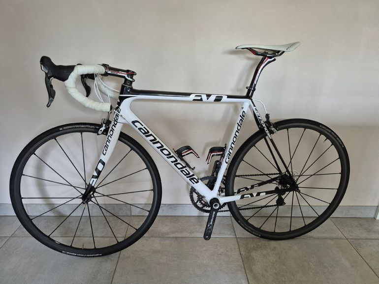 Used Cannondale SuperSix EVO Shimano Dura Ace 2015 Road & Gravel, White — image 2 of 18