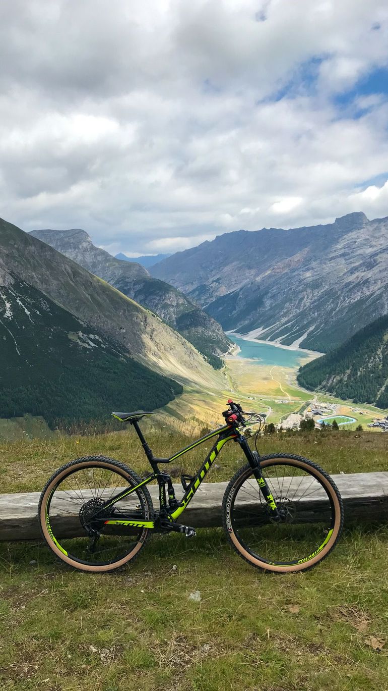 Used Scott Spark 920 2018 2018 Mountainbike, Black, 29 — image 1 of 5