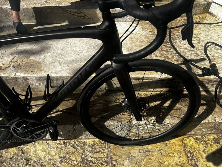 Used Specialized S-Works Roubaix SL8 - SRAM RED AXS 2024 2024 Road & Gravel, Black — image 2 of 4
