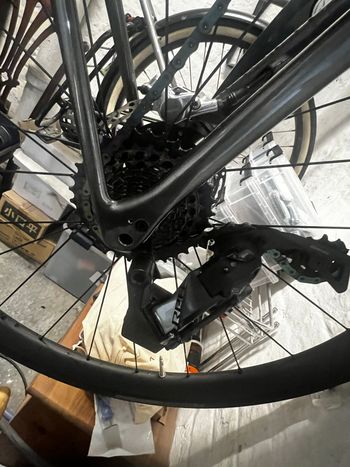 Used Specialized S-Works Roubaix SL8 - SRAM RED AXS 2024 2024 Road & Gravel, Black — image 4 of 4