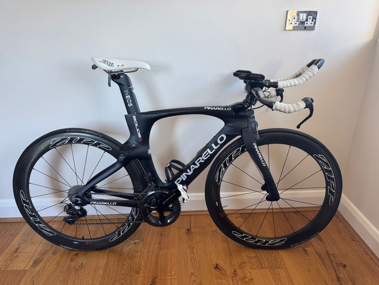 Tweedehands Pinarello Bolide TT Dura Ace Di2 2022 2020 Road & Gravel — afbeelding 1 van 15