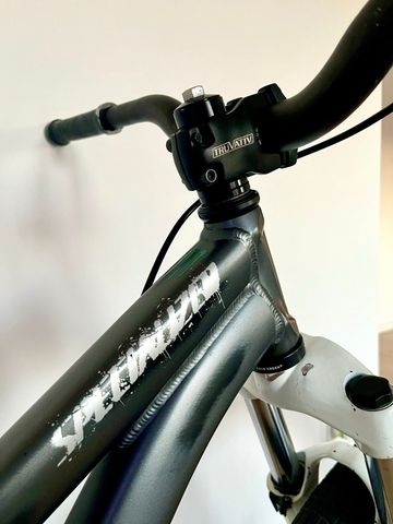 Używany Specialized Custom Shimano Deore 2014 Mountainbike — zdjęcie 6 z 7