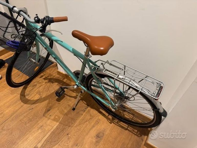 Used Bianchi Spillo Rubino Deluxe Gent 2018 2018 Urban, Green — image 3 of 4