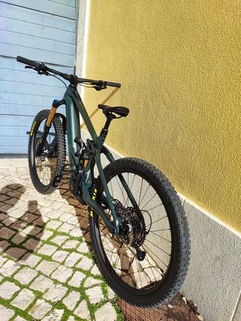 Used Orbea Wild M-TEAM Mullet 2025 2025 Mountainbike, Green — image 6 of 7