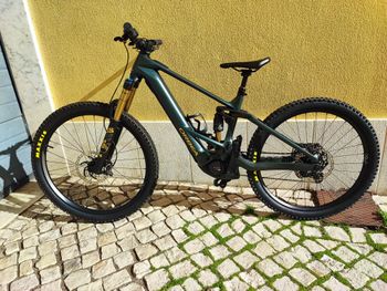 Used Orbea Wild M-TEAM Mullet 2025 2025 Mountainbike, Green — image 4 of 7