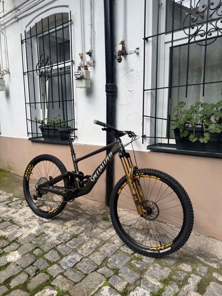Käytetty Specialized Enduro 2025 Mountainbike — kuva 1 / 8