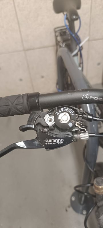 Used DECATHLON Custom Shimano Altus 2009 MTB