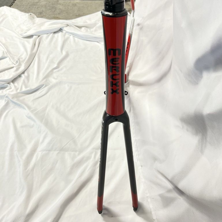 Used Eddy Merckx 25th Anniversary Frameset 60cm Easton EC90 Aero Carbon Fork Seatpost Frameset 2005 Road & Gravel, Red — image 17 of 18