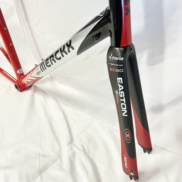 Used Eddy Merckx 25th Anniversary Frameset 60cm Easton EC90 Aero Carbon Fork Seatpost Frameset 2005 Road & Gravel, Red — image 3 of 18