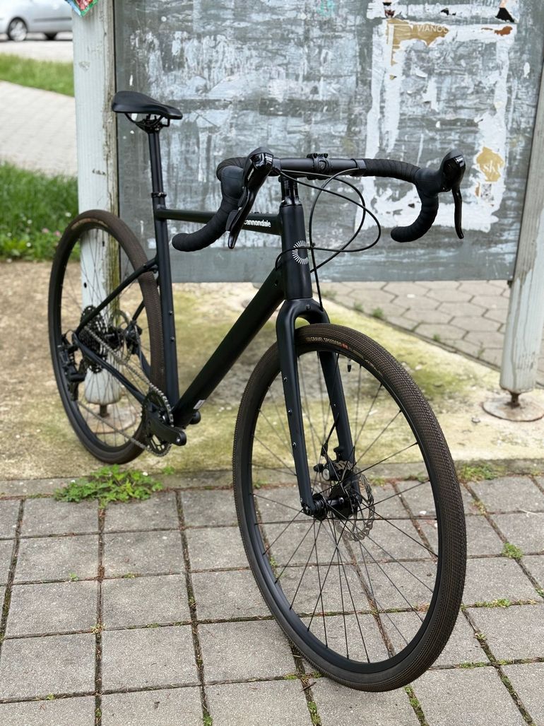 Used Cannondale Topstone 4 2024 2024 Road & Gravel, Black — image 9 of 10
