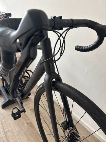 Used Canyon Endurace 7 Disc 2021 2021 Road & Gravel, Black — image 4 of 6