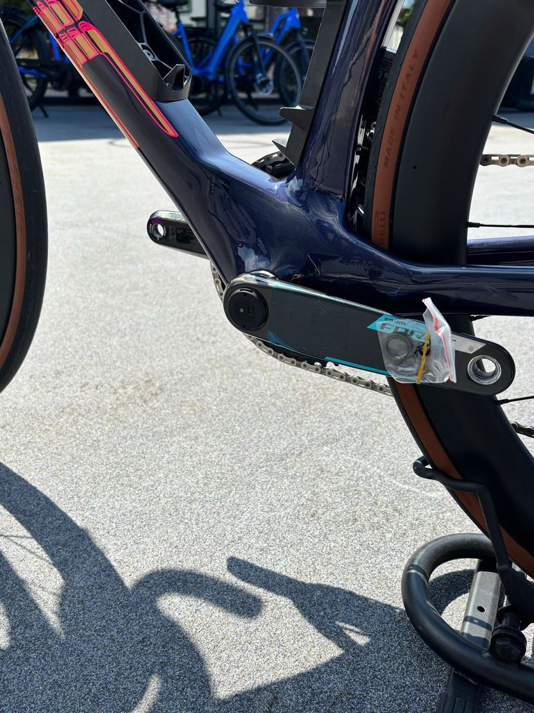 Used BMC Teammachine R 01 THREE 2026 2026 Road & Gravel, Blue — image 5 of 8