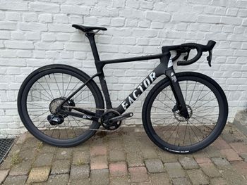 Used Factor Ostro Gravel - SRAM Force XPLR w/ Power Meter 2023 2023 Road & Gravel