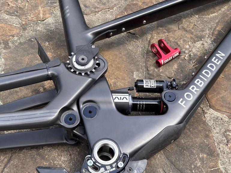 Used Forbidden Dreadnought Frame 2021 Frameset 2021 Mountainbike, Black, 29 — image 4 of 7
