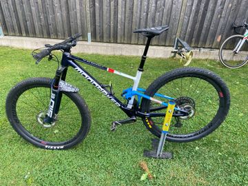 Brugt Mondraker F-PODIUM RR SL 2024 2024 Mountainbike — billede 2 af 4