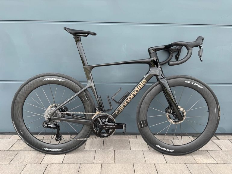 Used Cannondale SUPERSIX EVO Gen 5 Scope Artech6A Ceramicspeed DuraAce 2026 Road & Gravel, Black — image 1 of 5