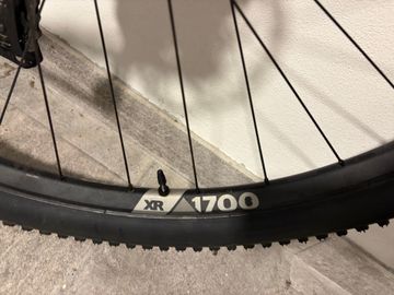 Used Trek Procaliber 9.9 SL 2016 2016 Mountainbike, Black, 27.5, 29 — image 6 of 7