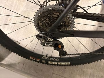 Used Trek Procaliber 9.9 SL 2016 2016 Mountainbike, Black, 27.5, 29 — image 3 of 7