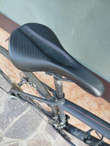Used Specialized Dolce EVO 2017 2017 Road & Gravel, Light Gray — image 4 of 8