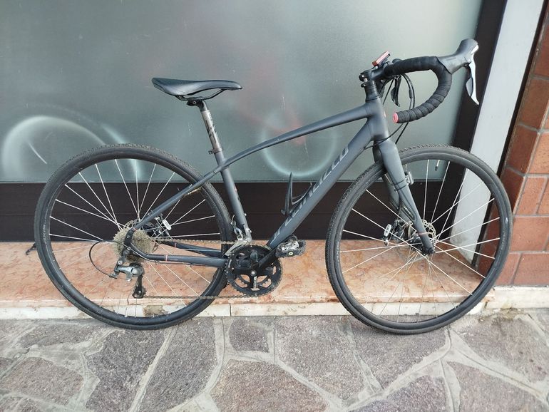 Used Specialized Dolce EVO 2017 2017 Road & Gravel, Light Gray — image 1 of 8